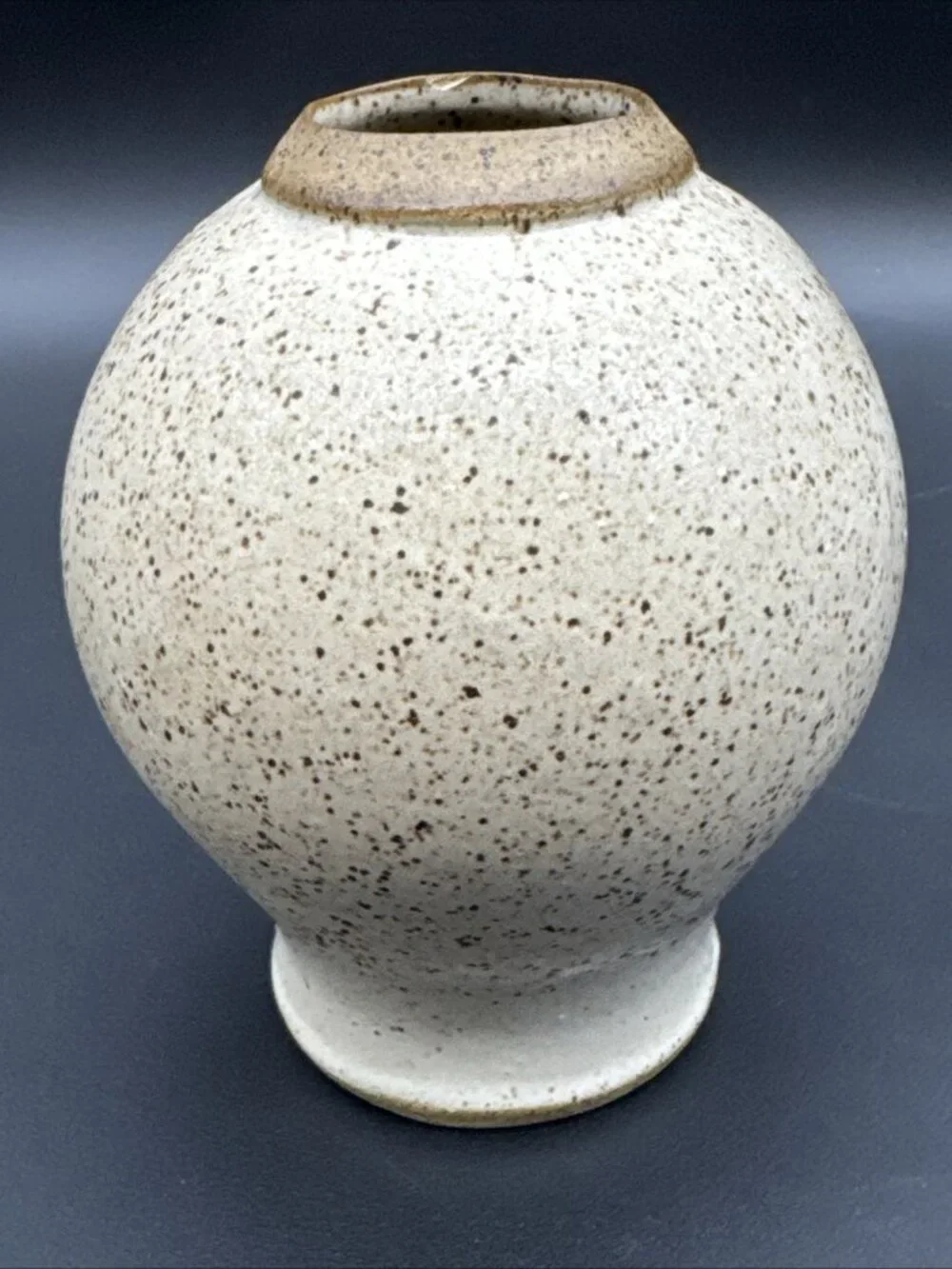 Studio Pottery Speckled Moon Face Style Vase Planter Unsigned Female Eyelash